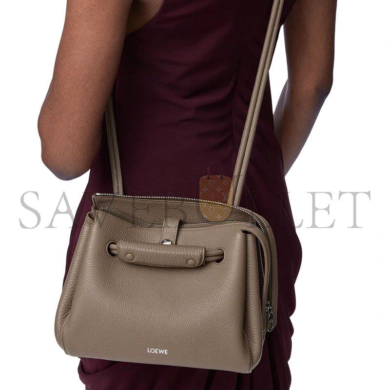 LOEWE SMALL MADRID BAG IN SUPPLE GRAINED CALFSKIN AACOAB2X03 (23.5*19*10cm)